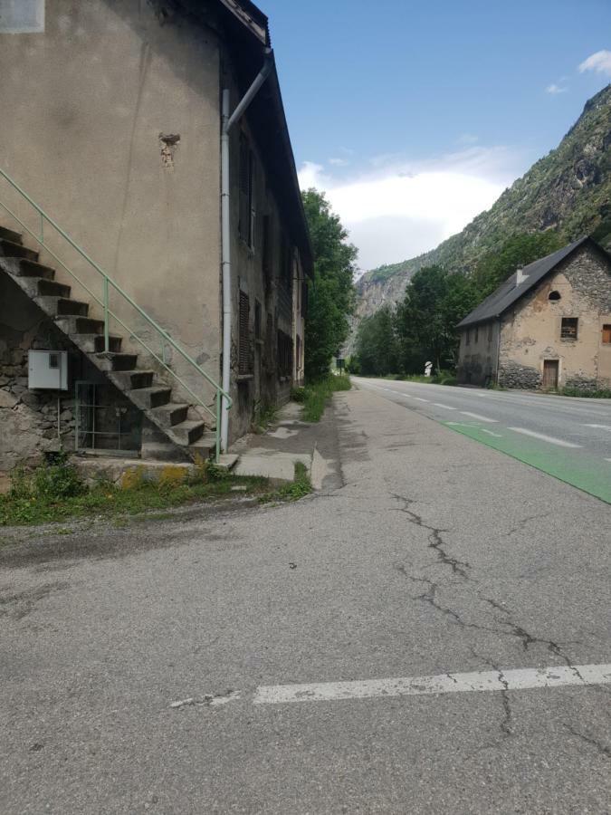 18 Rue Des Teppaz Les Alberges Le Bourg-dʼOisans Exteriör bild