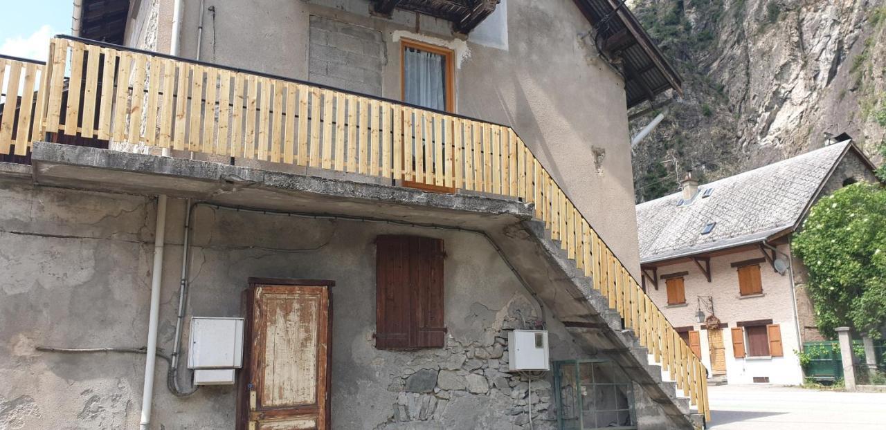 18 Rue Des Teppaz Les Alberges Le Bourg-dʼOisans Exteriör bild